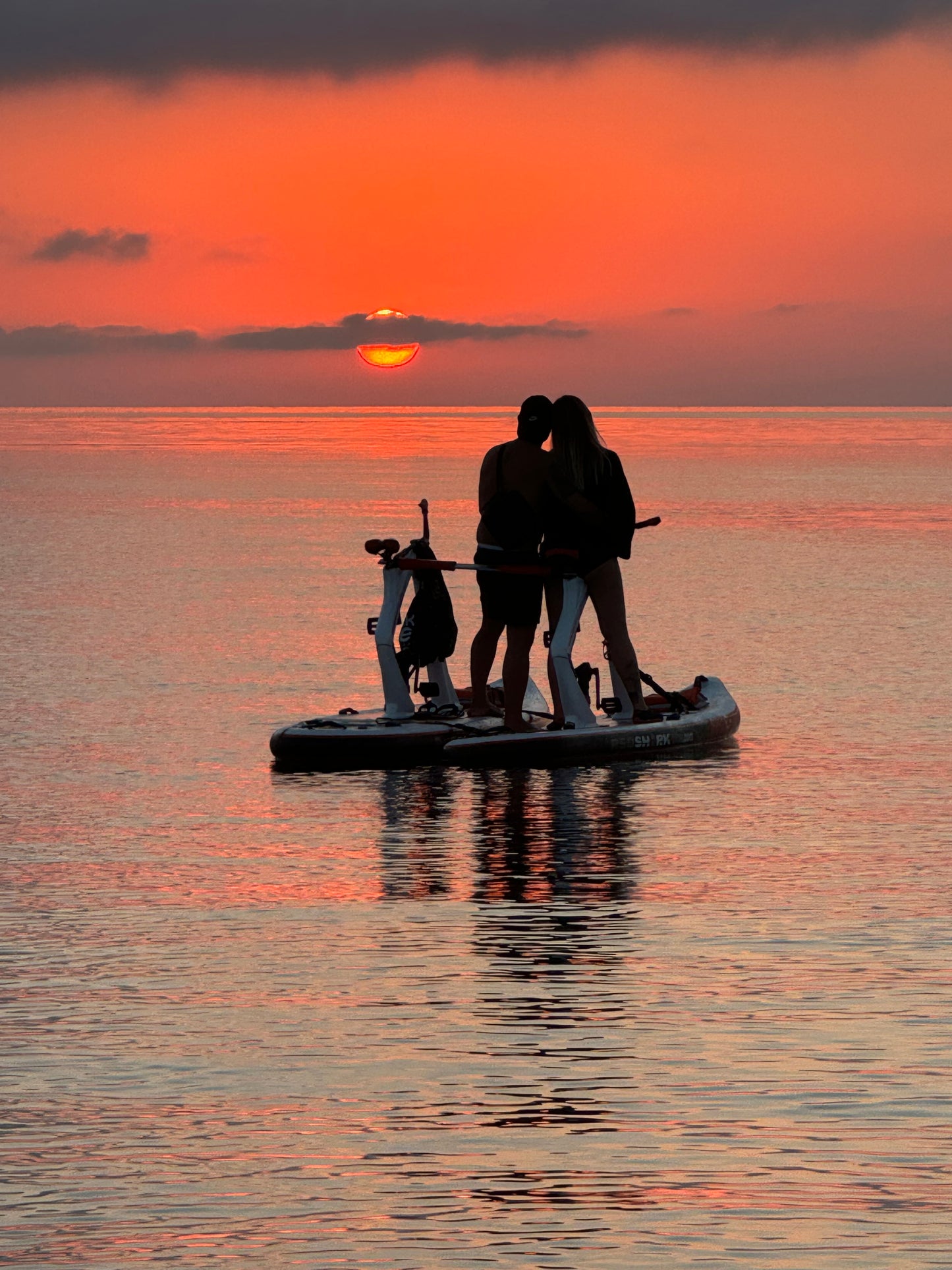 ESCURSIONE ALL'ALBA DI FRONTE ALLA SPIAGGIA DI BALAI